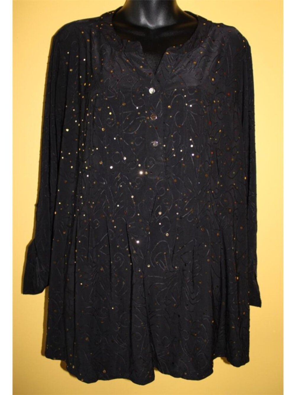Notations Woman 2x Black Gold Sparkles Embroidered Top Roll Tab 3/4 Long Slvs